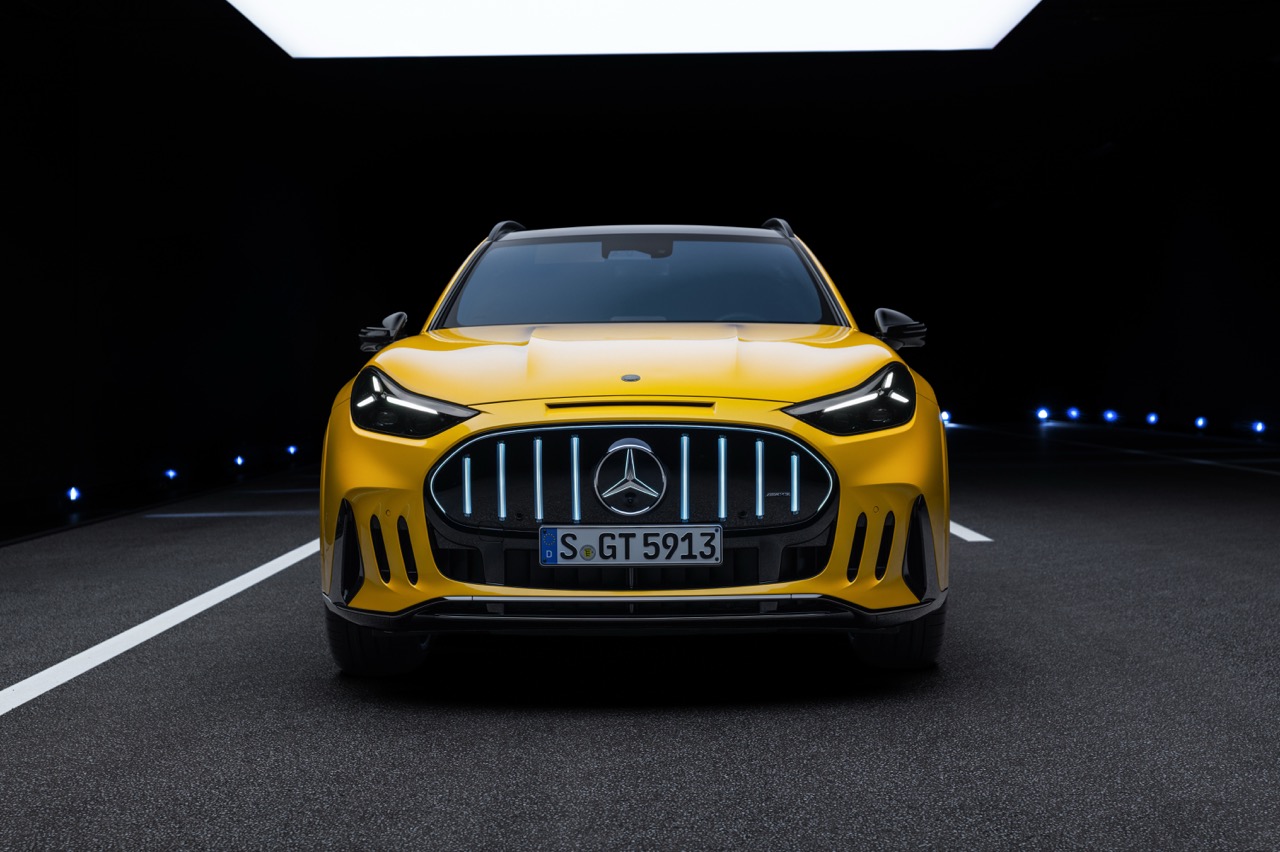 Mercedes-AMG GT SUV-anh-45.jpeg