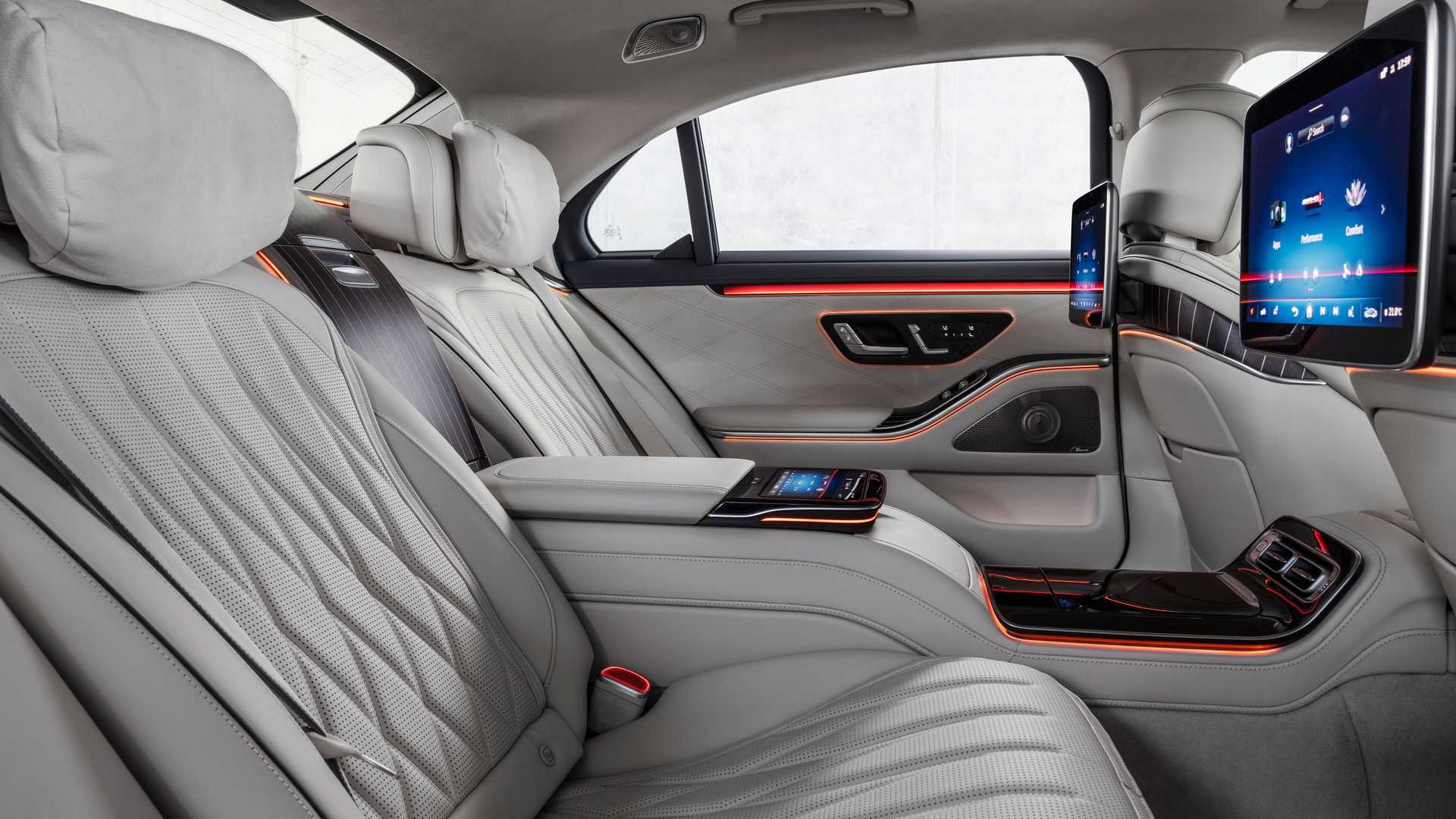 Mercedes-AMG S 63 (22).jpg