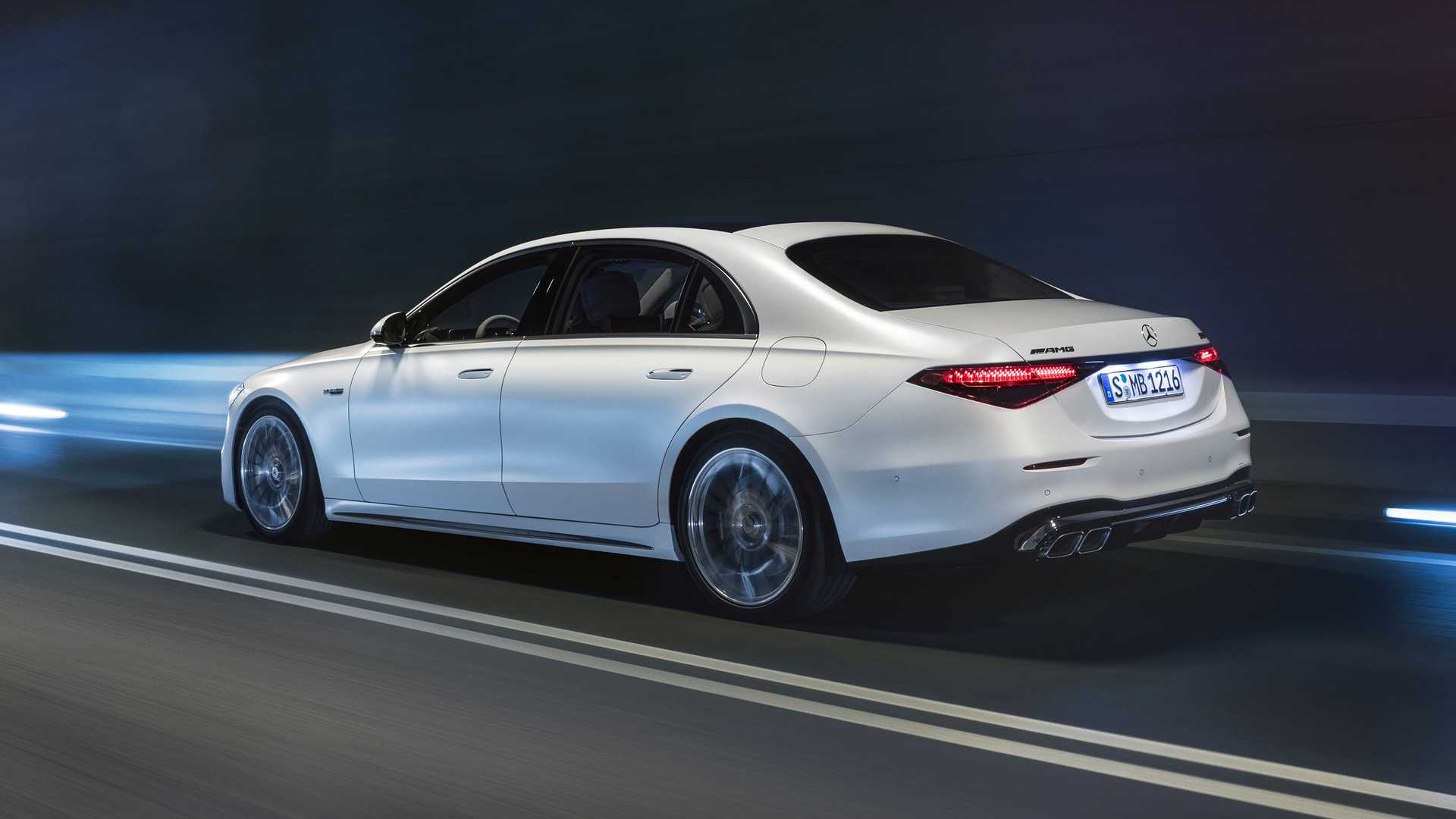 Mercedes-AMG S 63 (3).jpg