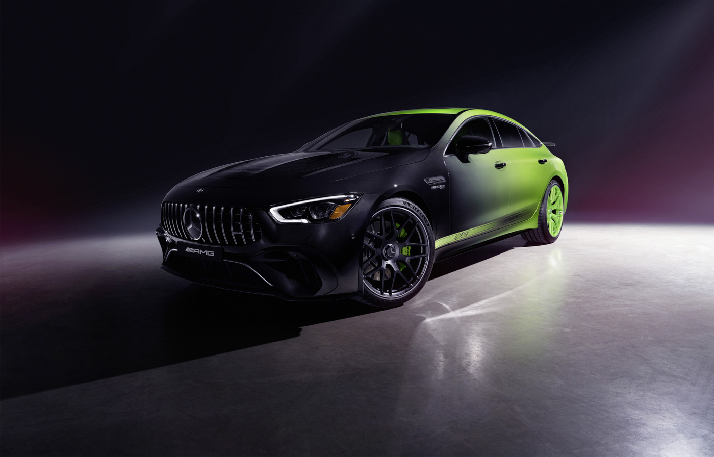 Mercedes-AMG x PALACE (16).JPG