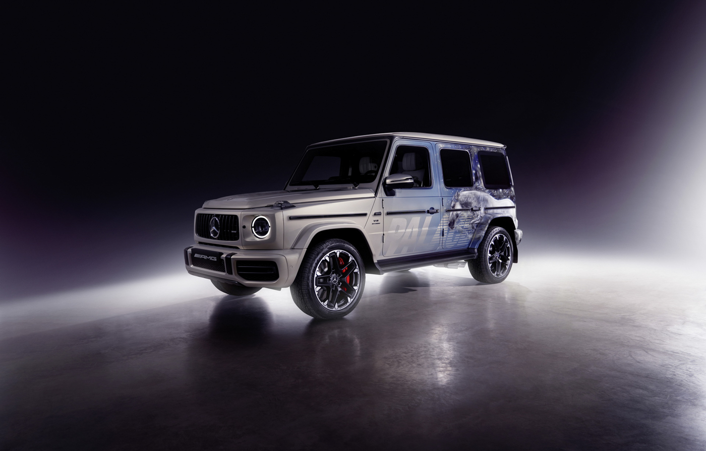Mercedes-AMG x PALACE (19).JPG