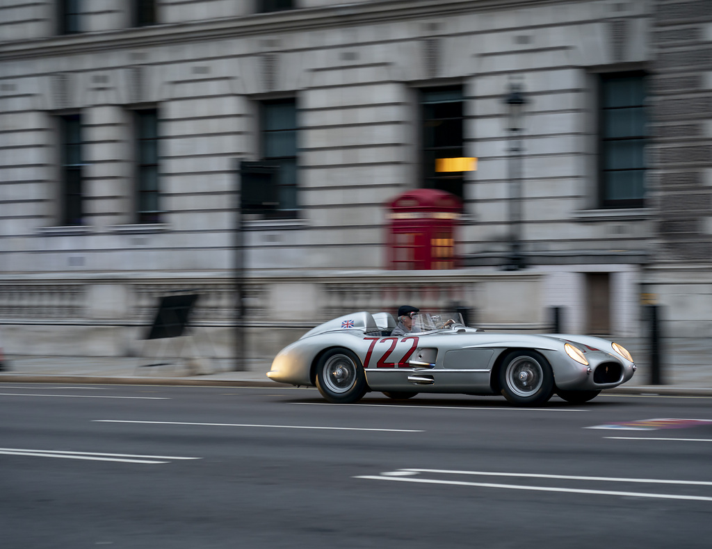 Mercedes-Benz 300 SLR (10).jpg