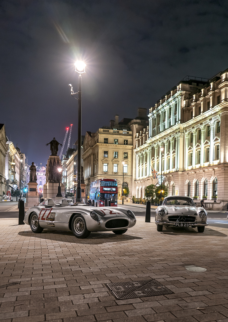 Mercedes-Benz 300 SLR (2).jpg