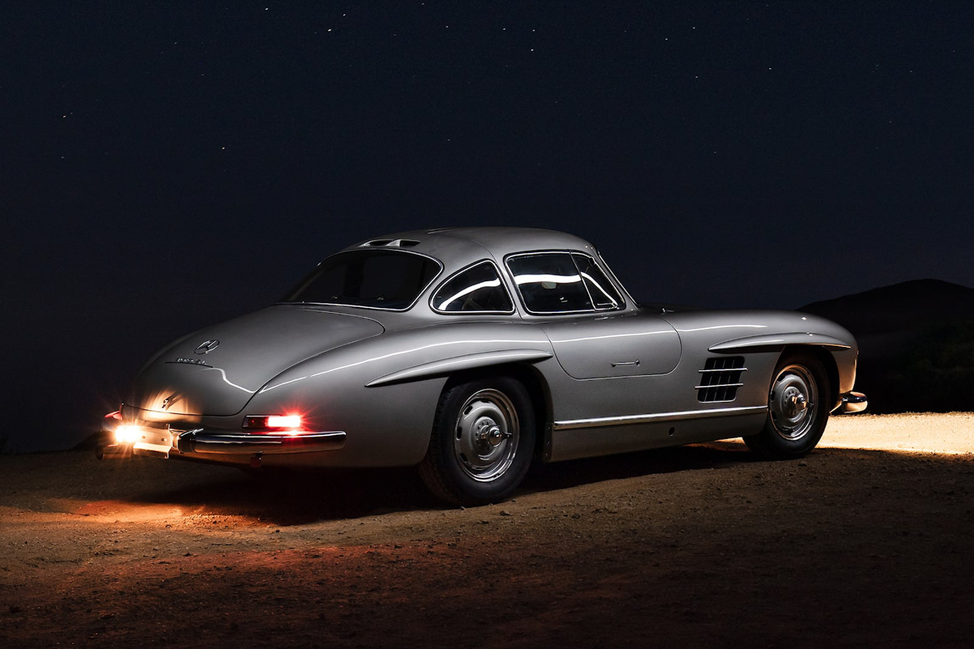 Mercedes-Benz 300SL (12).JPG
