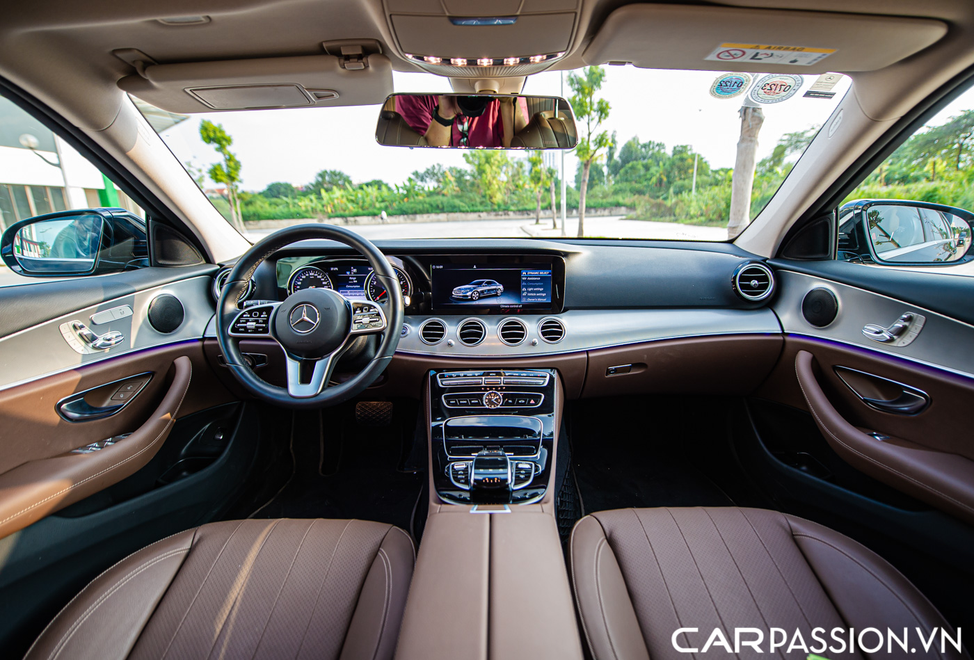 Mercedes-Benz E180 (167).JPG