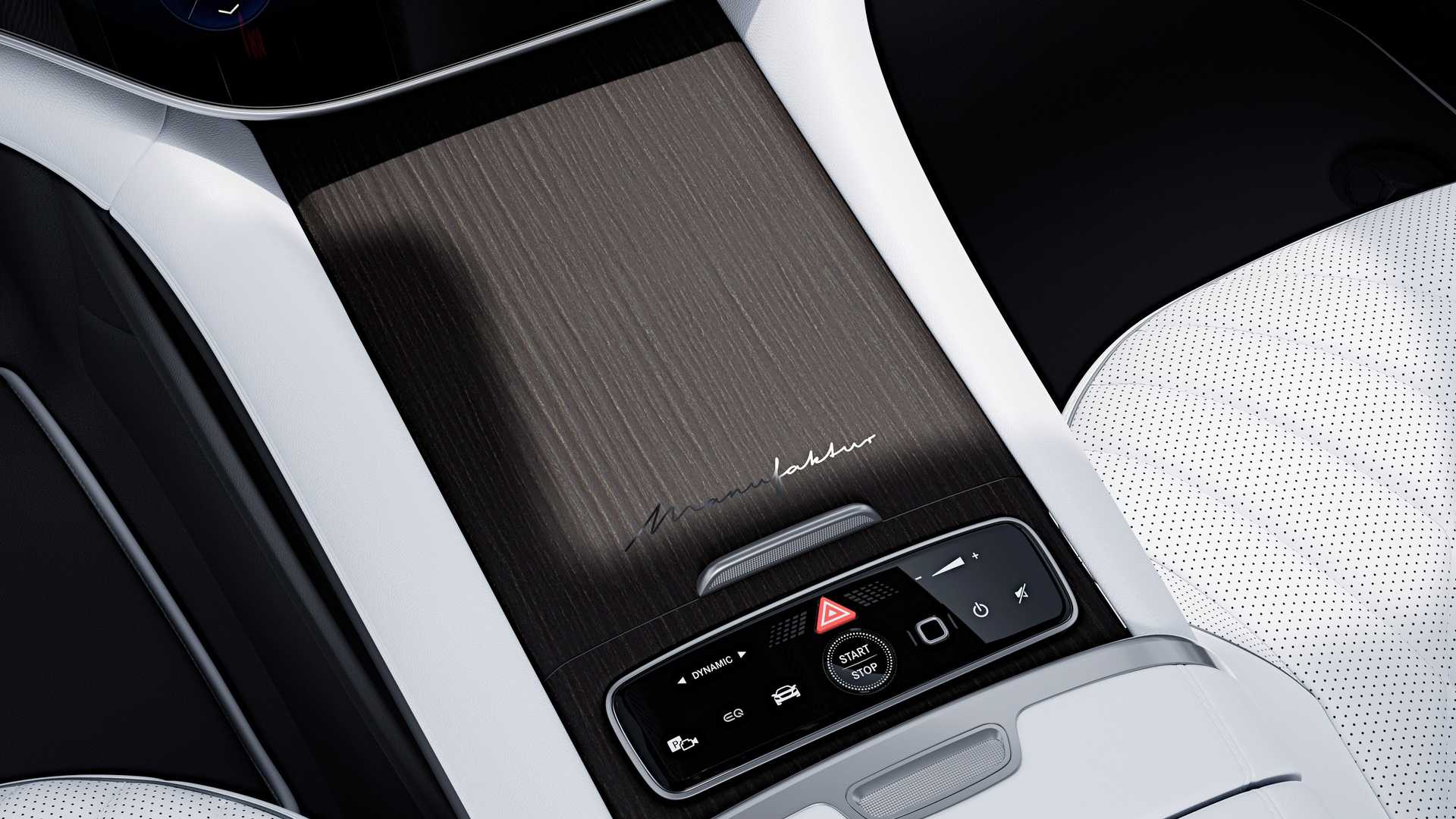 Mercedes-Benz EQS Manufaktur (2).jpg
