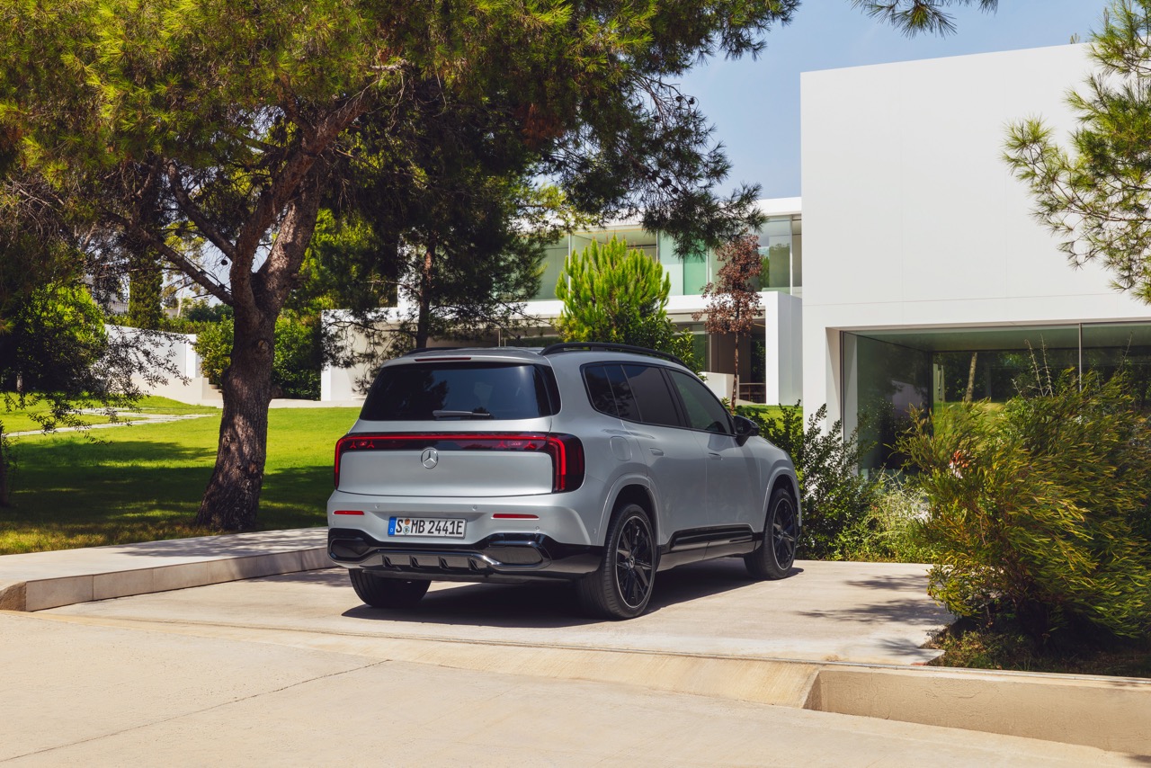 Mercedes-Benz GLB 2027-anh-17.jpeg