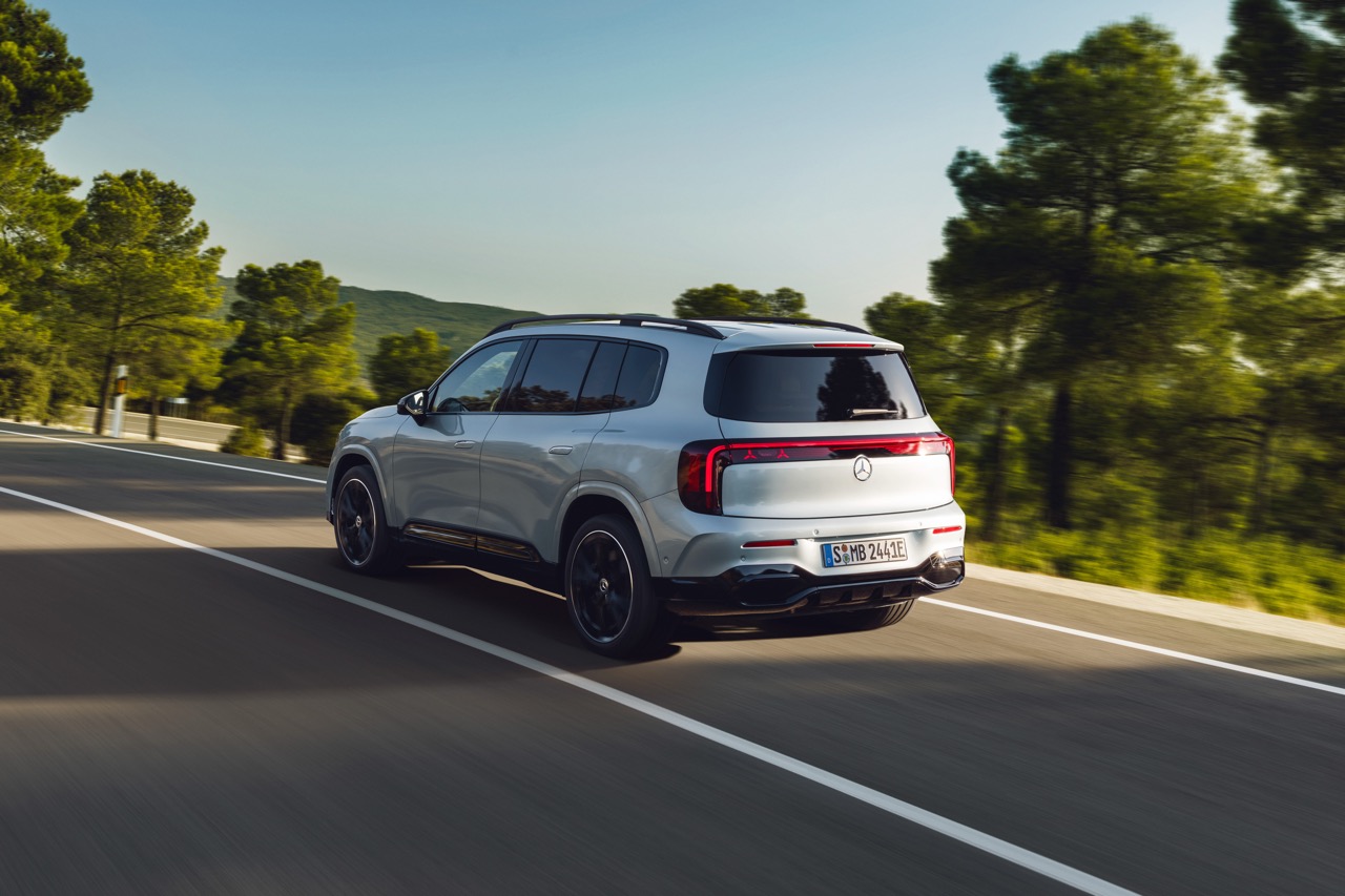 Mercedes-Benz GLB 2027-anh-2.jpeg