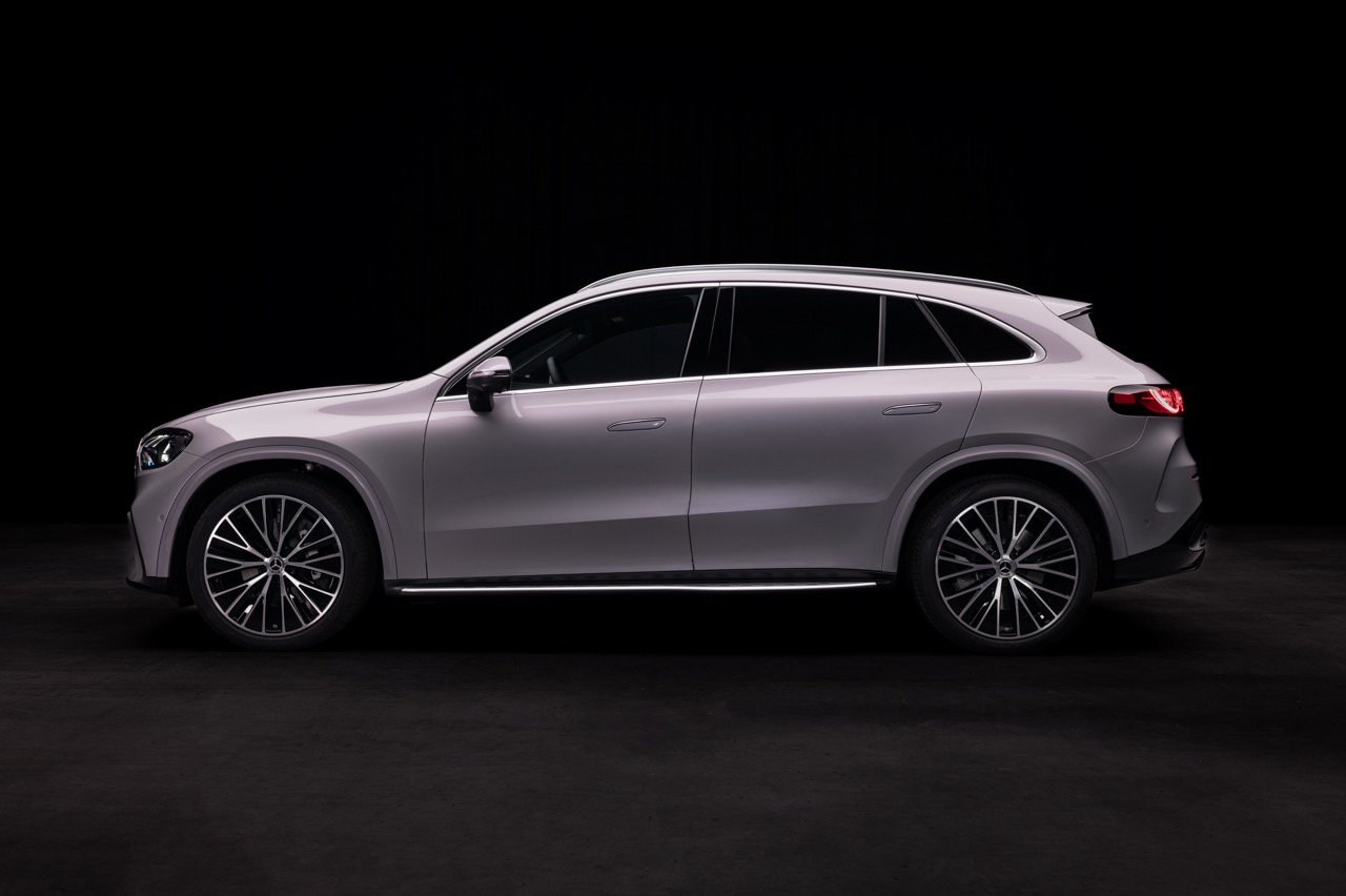 Mercedes-Benz GLC EQ-anh-3.jpeg