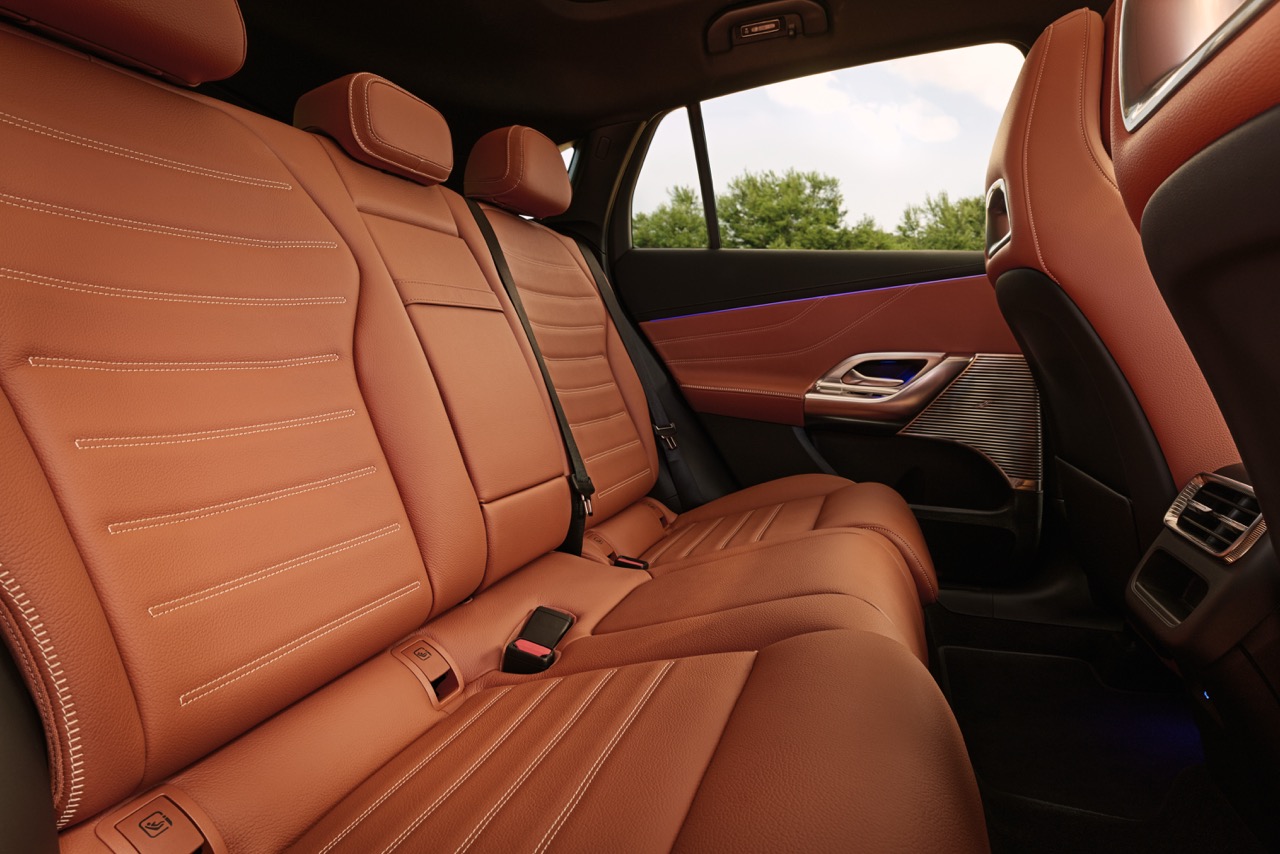 Mercedes-Benz GLC EQ-anh-30.jpeg