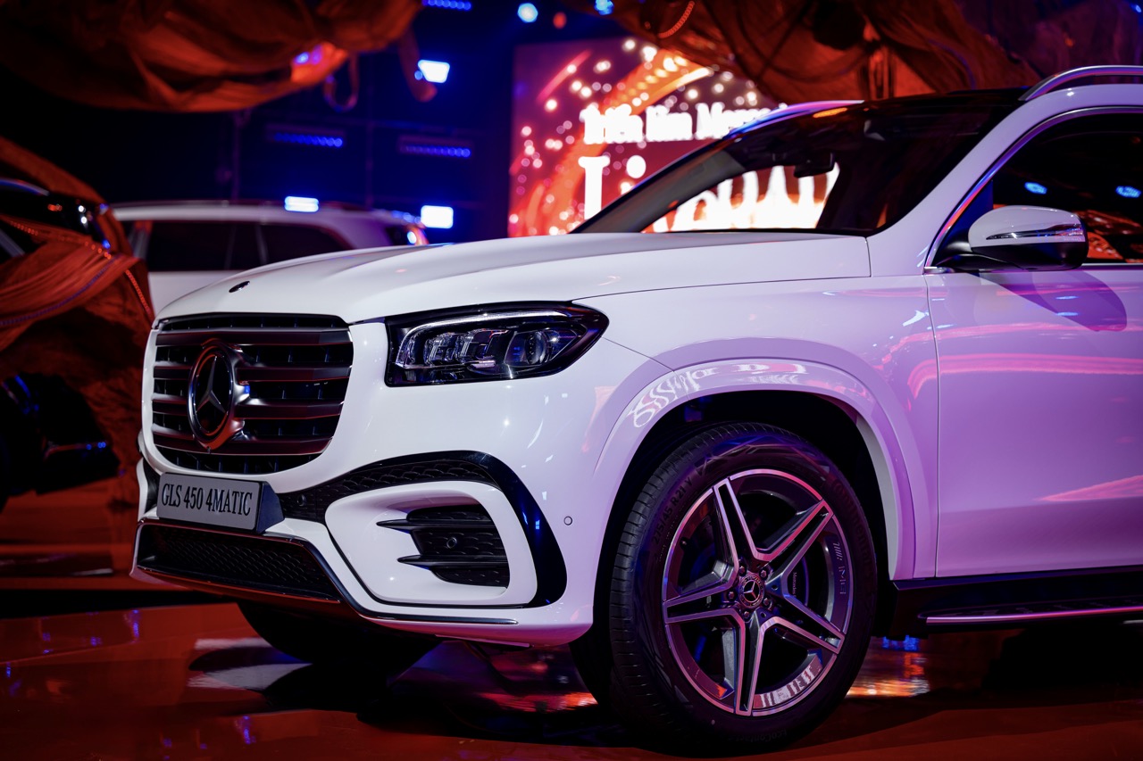 Mercedes-Benz GLS 450 4MATIC 2025 Facelift anh 4.jpeg