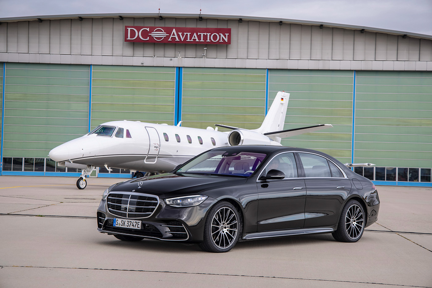 Mercedes-Benz S-Class (4).JPG