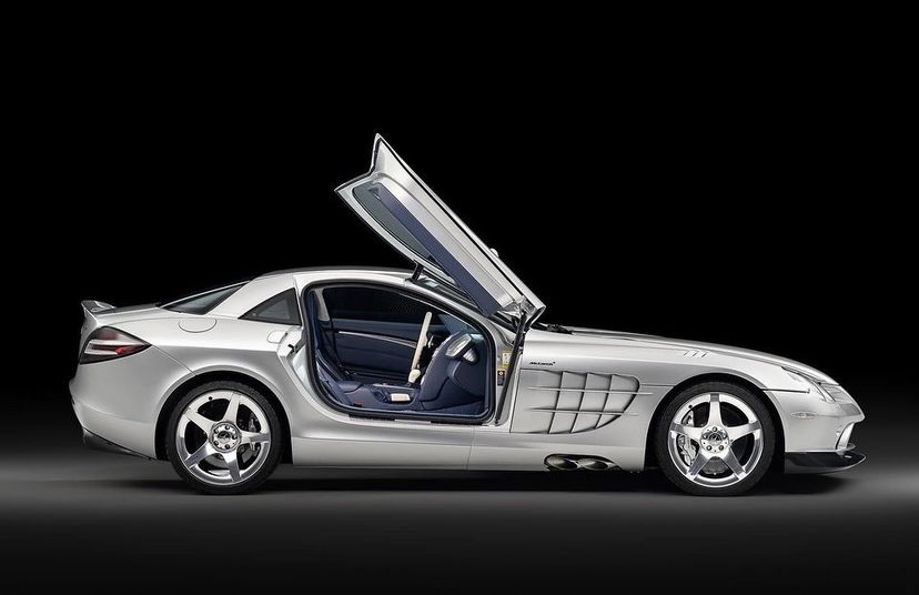 Mercedes-Benz SLR McLaren Heritage Edition (7).jpg