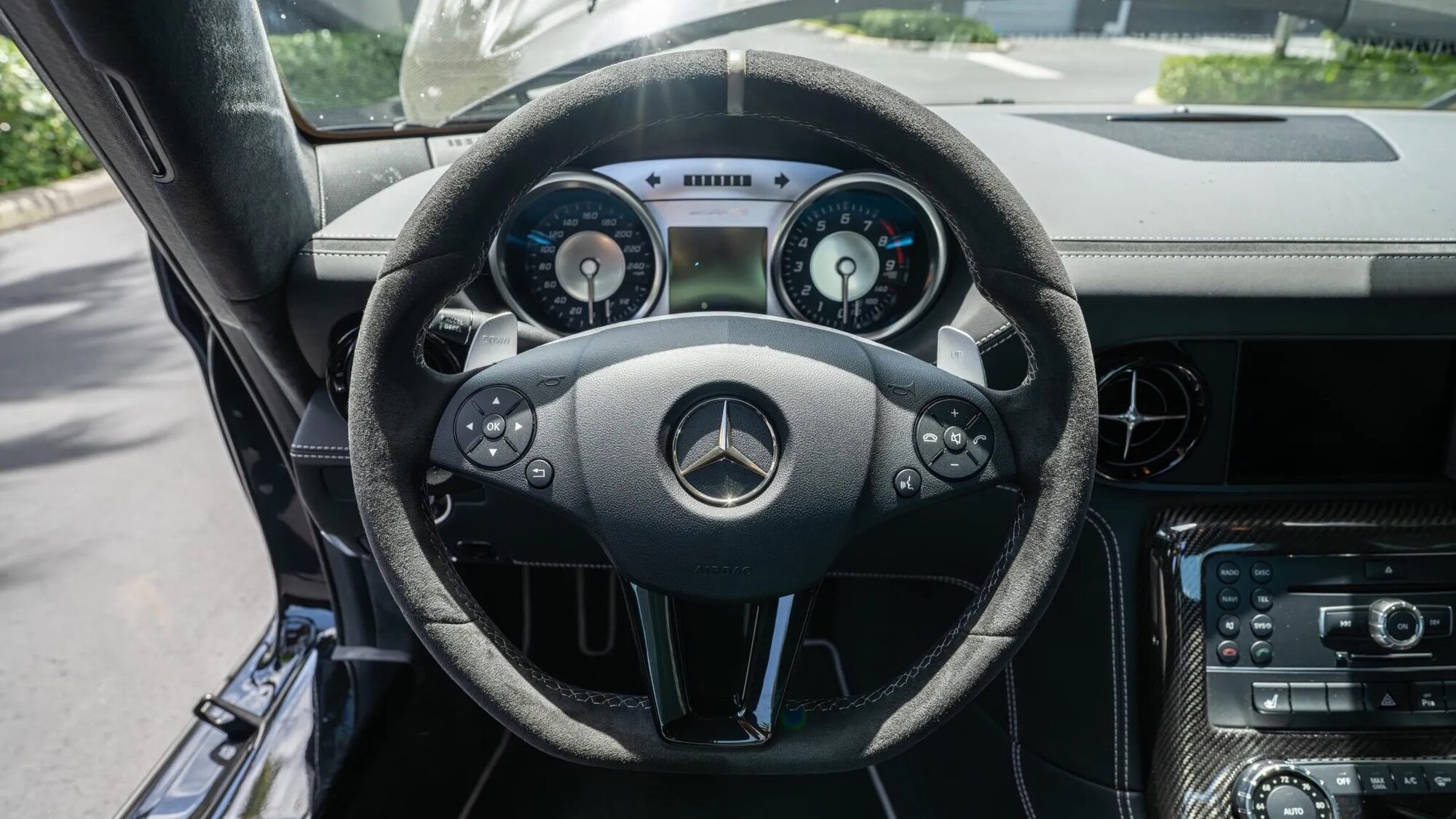 Mercedes-Benz SLS AMG GT Final Edition 2015-anh-13.jpg