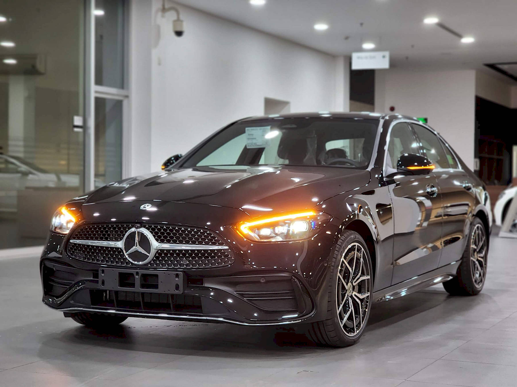 mercedes-c300-amg-2022-00.jpg