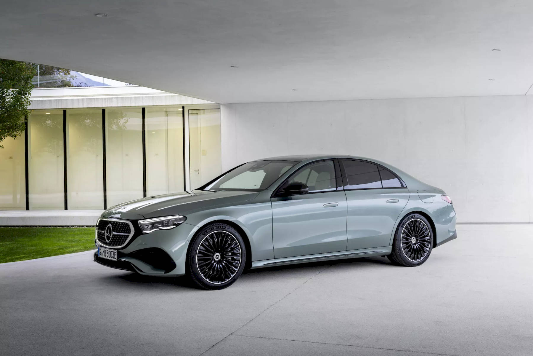 mercedes-eclass-2024-02.jpg
