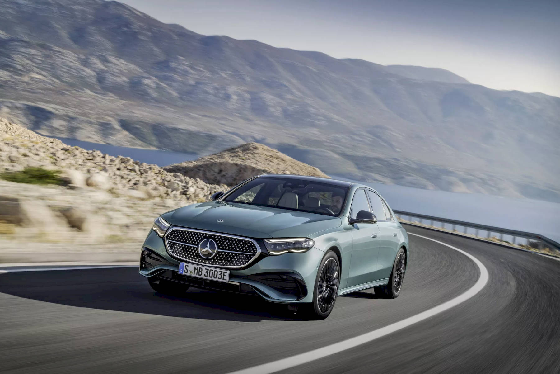 mercedes-eclass-2024-11.jpg