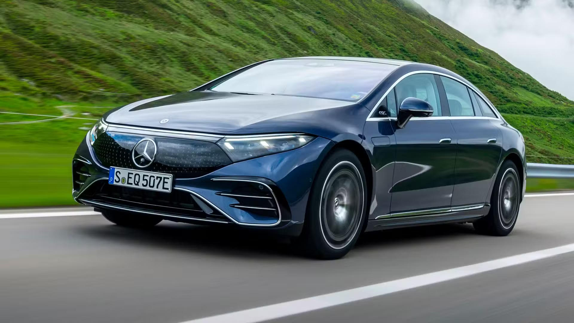 mercedes-ev-anh-1.jpeg