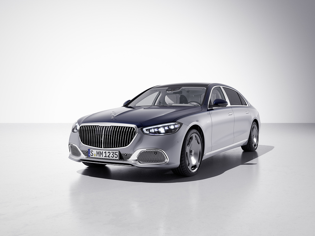 Mercedes-Maybach Edition 100 (4).jpg