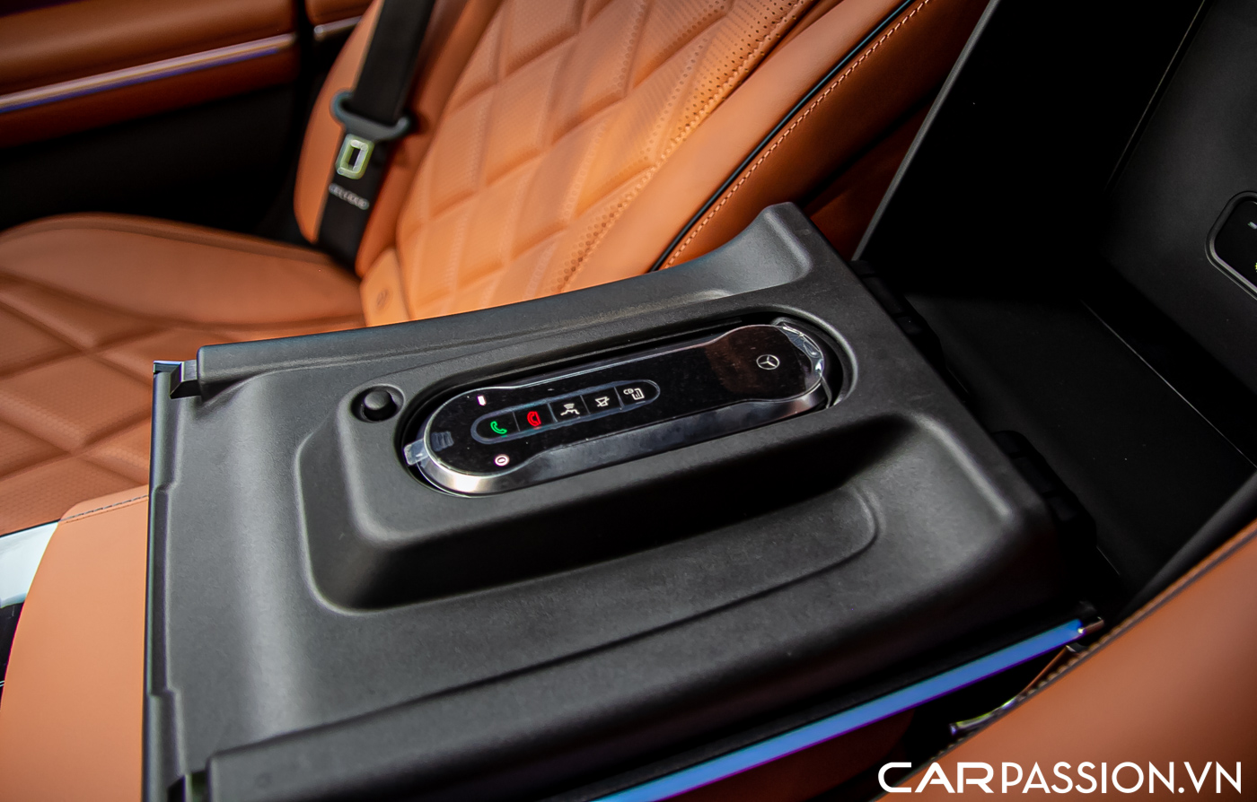 Mercedes-Maybach S 680 (59).JPG