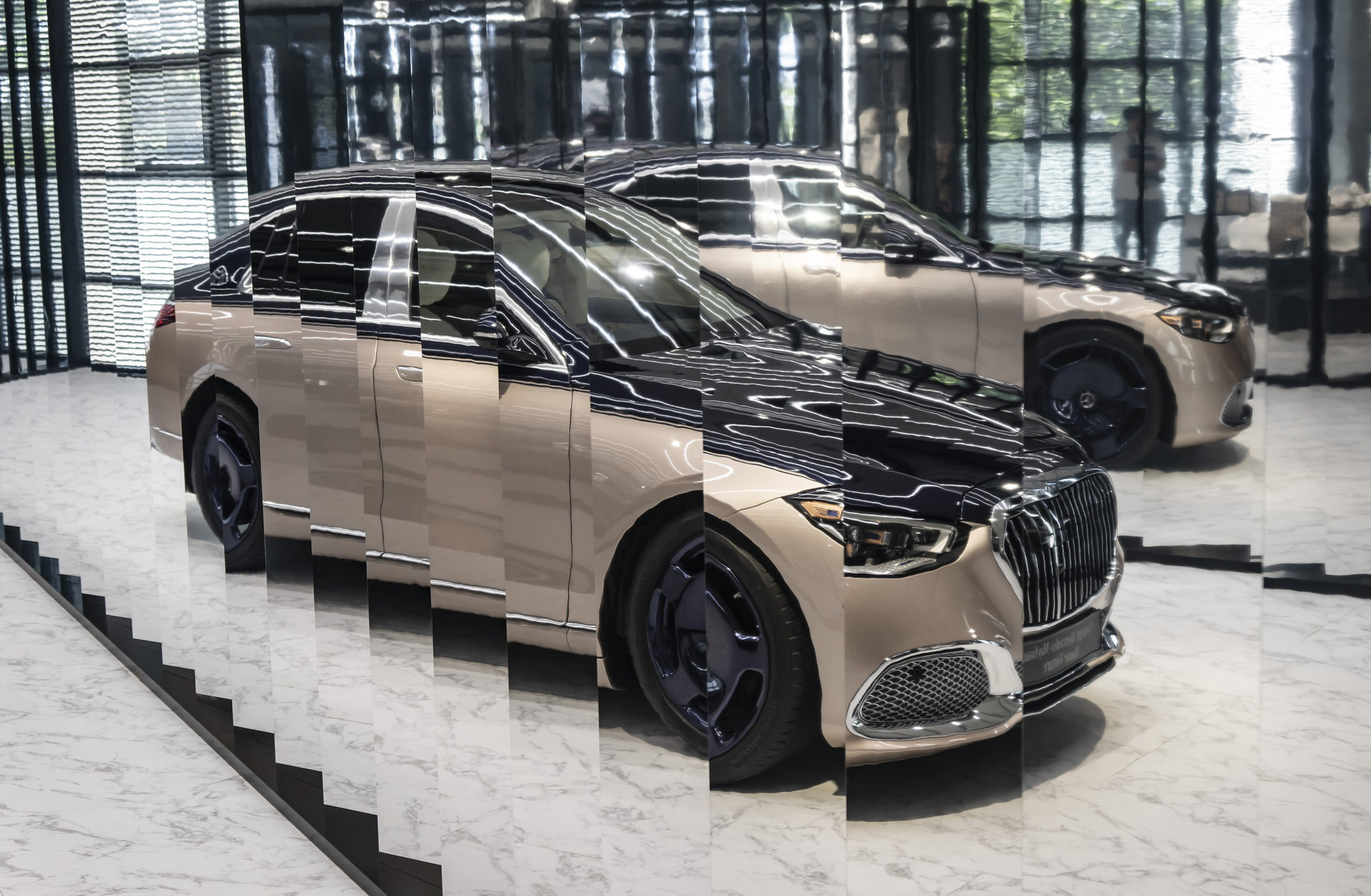 Mercedes-Maybach S-Class (6).JPG