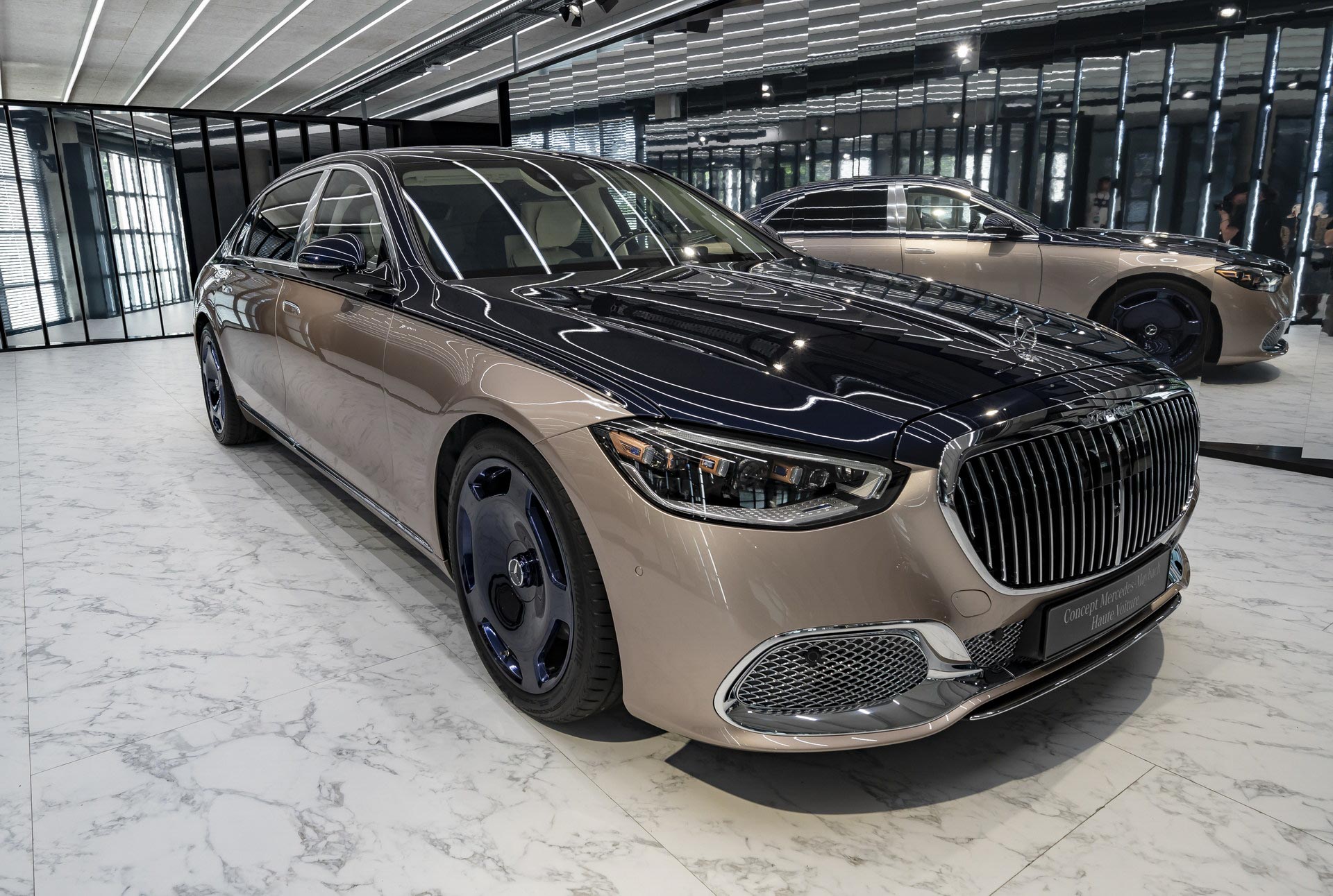 Mercedes-Maybach S-Class (9).JPG