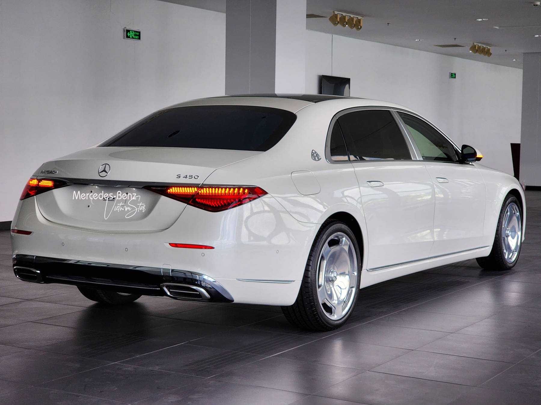 mercedes-maybach-s450-2022-02.jpg