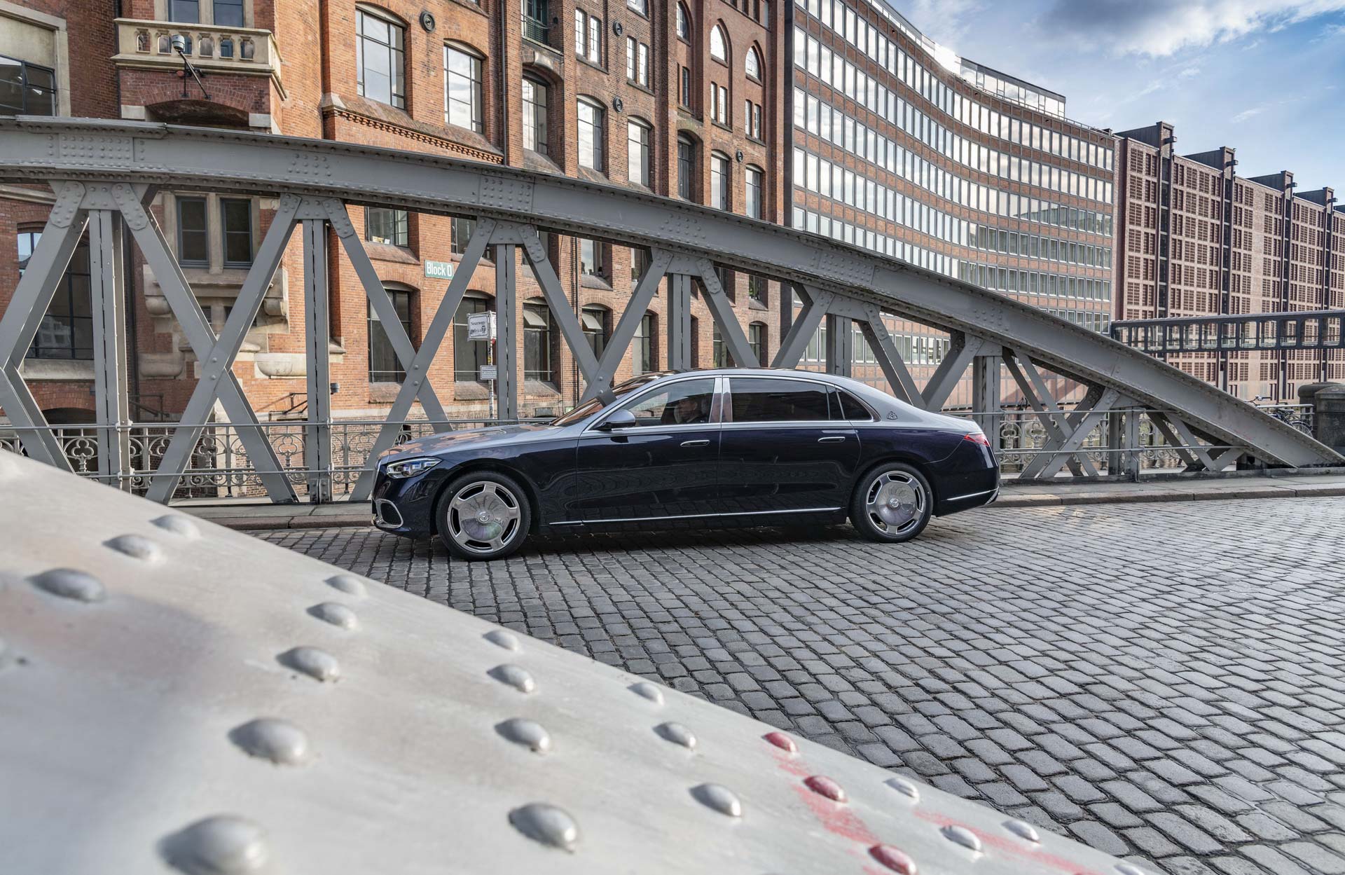 Mercedes-Maybach S580 & S680 (4).JPG