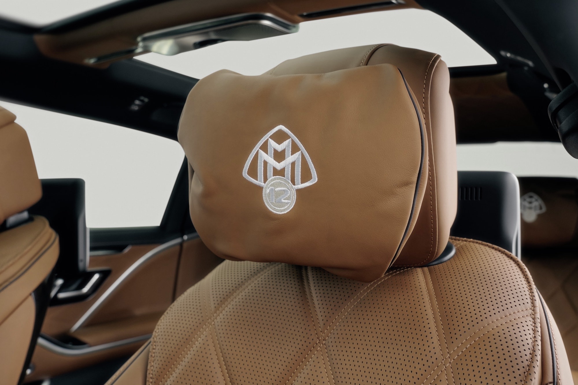Mercedes-S 680 V12 Edition-anh-21.jpeg