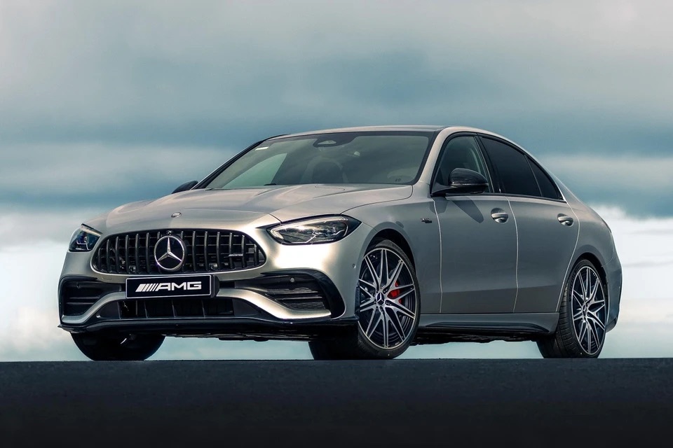 Mercedes_AMG_C43_Edition_R_1.jpg
