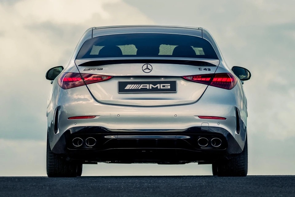 Mercedes_AMG_C43_Edition_R_3.jpg