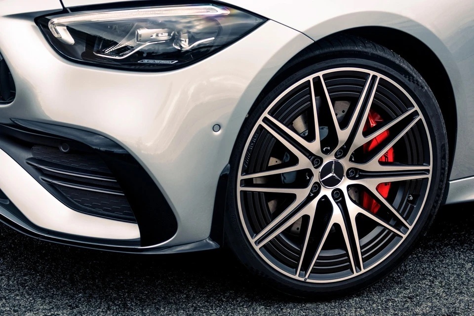 Mercedes_AMG_C43_Edition_R_5.jpg