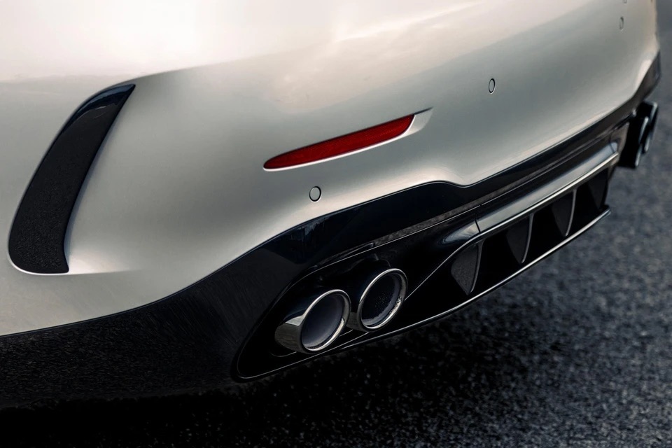 Mercedes_AMG_C43_Edition_R_7.jpg