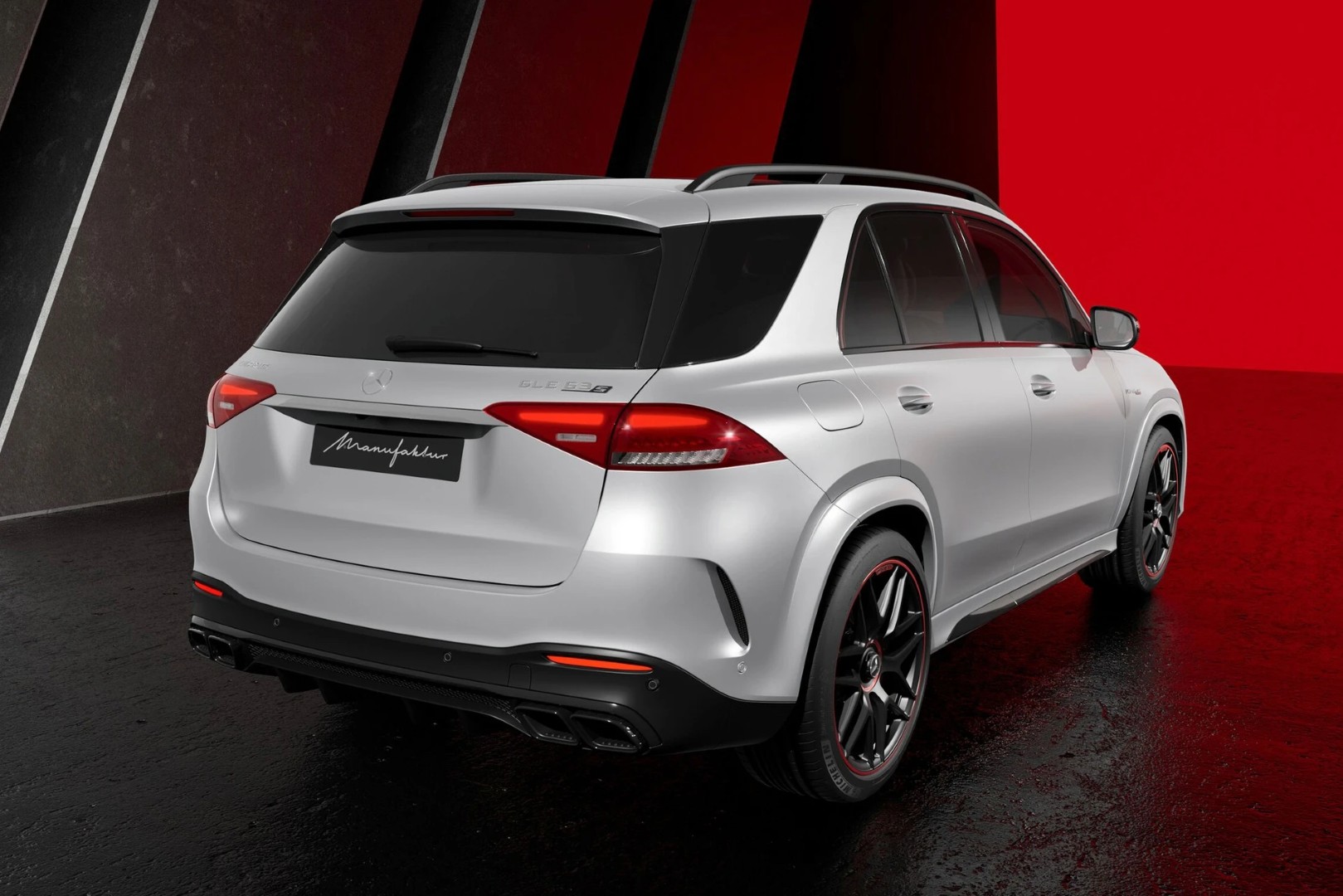 Mercedes_AMG_GLE_Arctic_Silver_Edition_4 (Large).jpeg