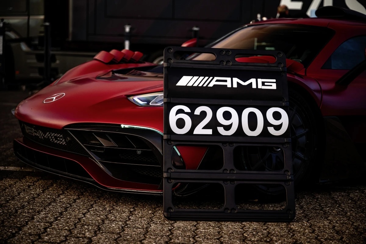 Mercedes_AMG_One_Nurburgring_7.jpg.jpeg