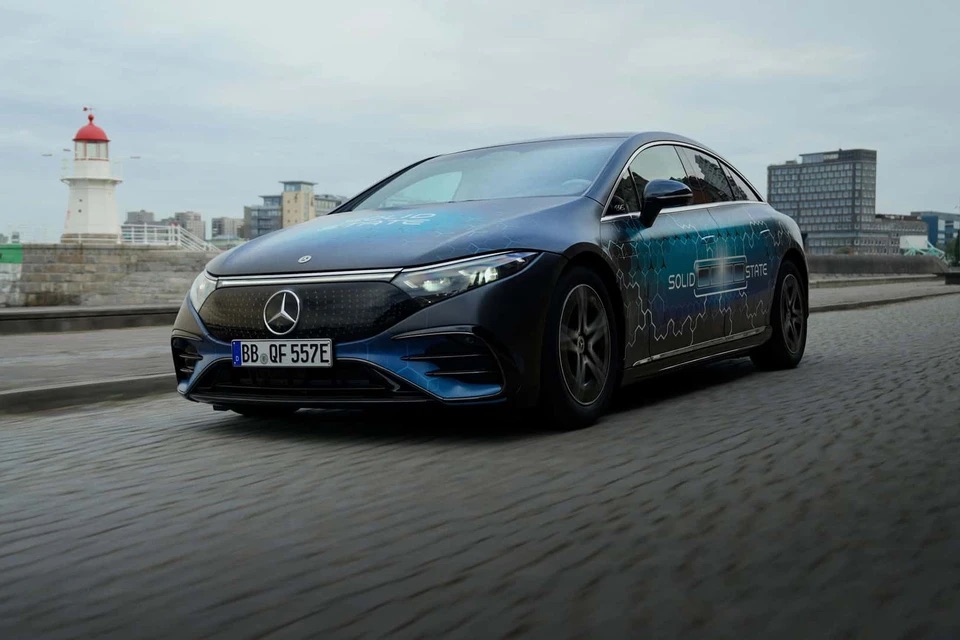 Mercedes_Benz_EQS_Solid_Battery_3.jpeg