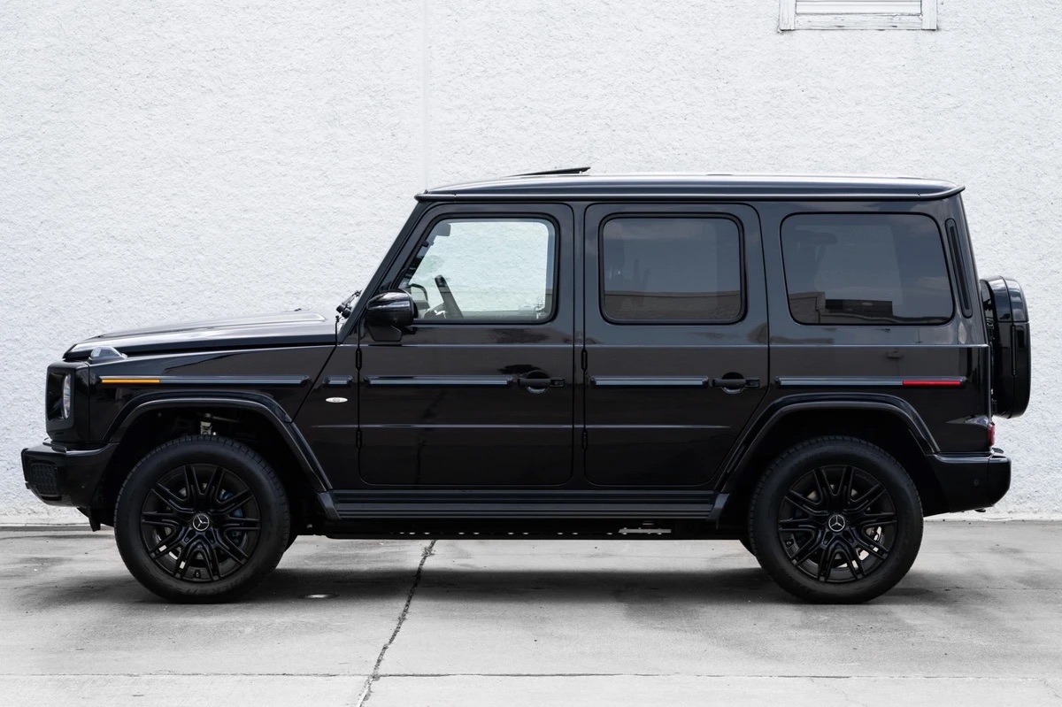 Mercedes_Benz_G580_EQ_3.jpg