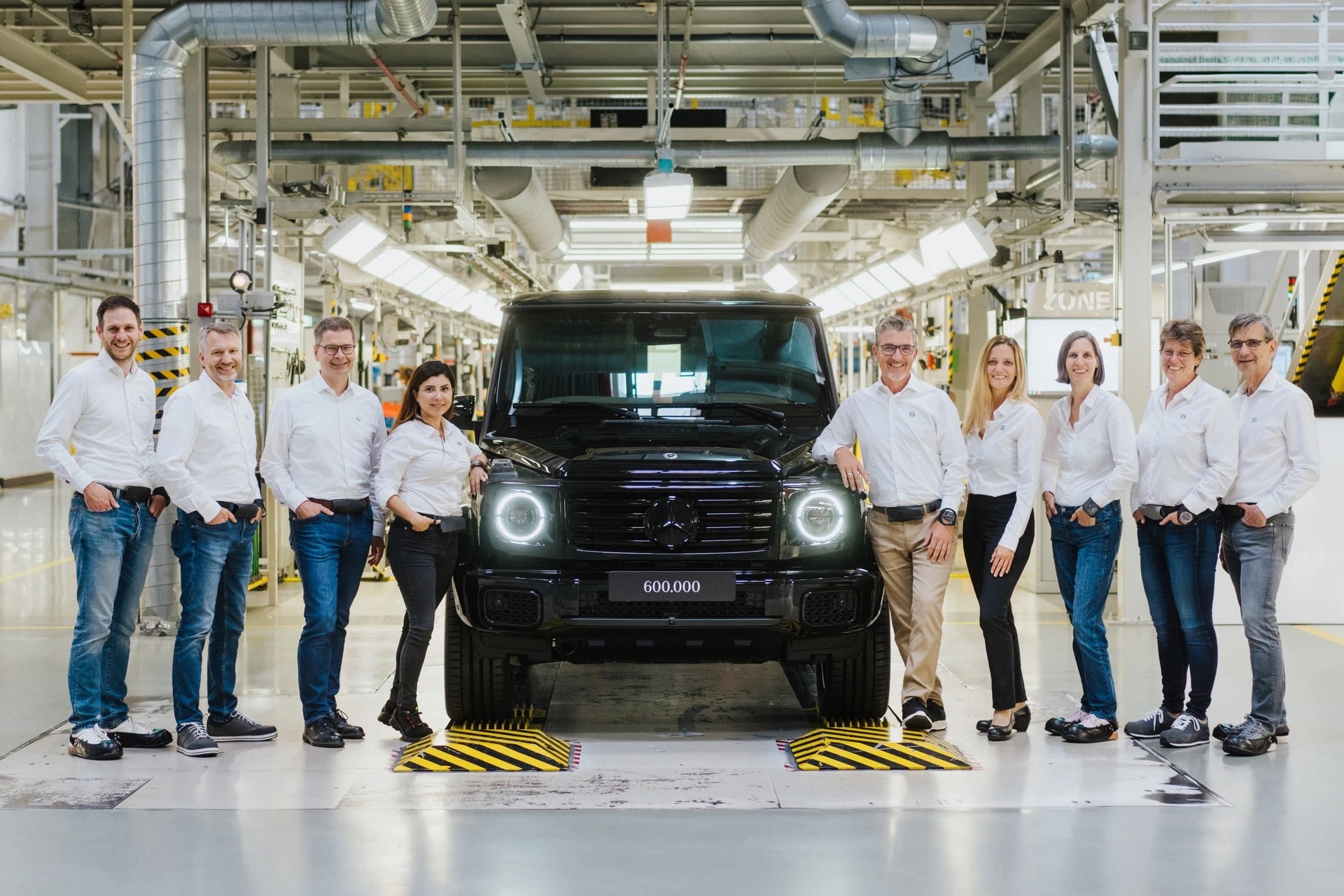 Mercedes_Benz_G580_EQ_9.jpg