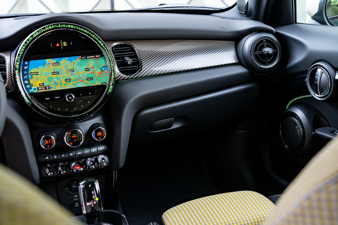 MINI 5-door resolute (19).JPG