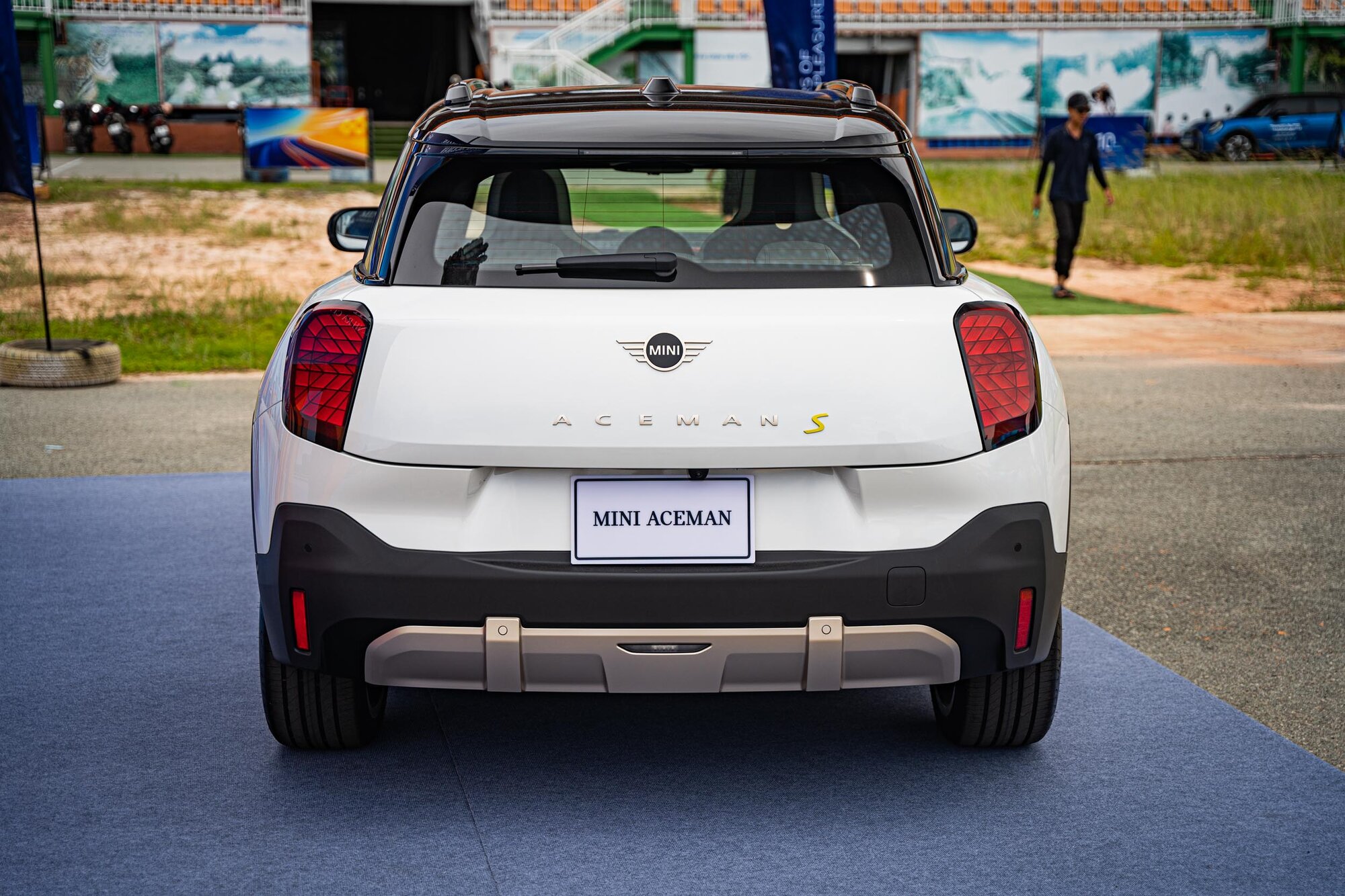 Mini-Aceman-EV-giá-hơn-hai-tỷ-đồng (20).jpg