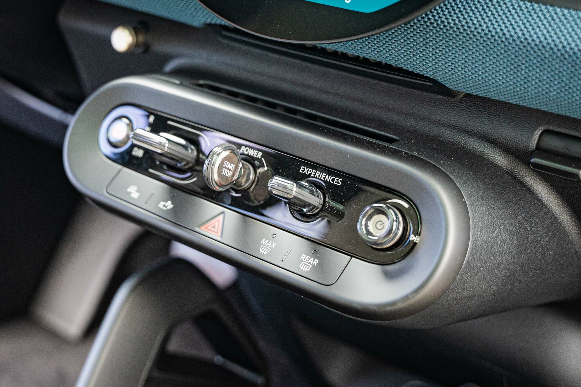Mini-Aceman-EV-giá-hơn-hai-tỷ-đồng (28).jpg