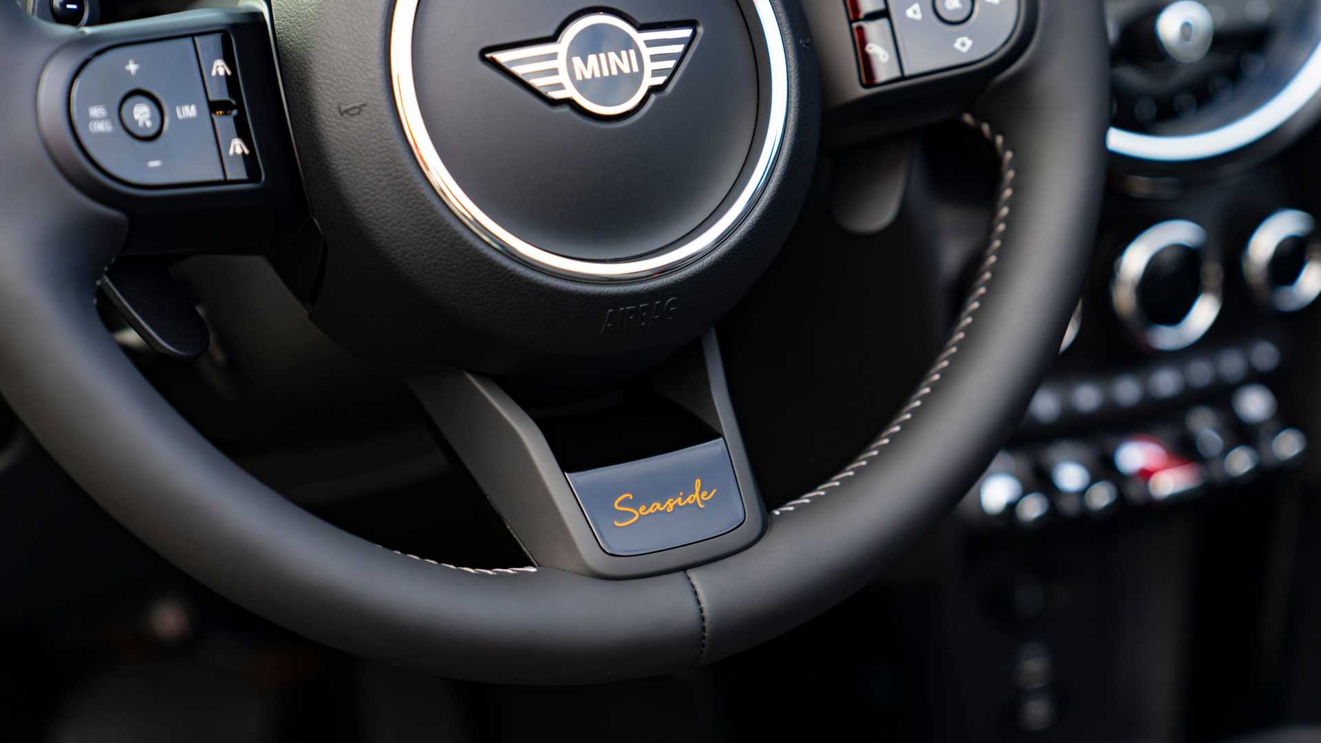 MINI Cabriolet (2).jpg