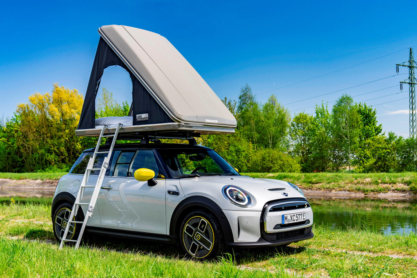 MINI Cooper Camping (7).JPG