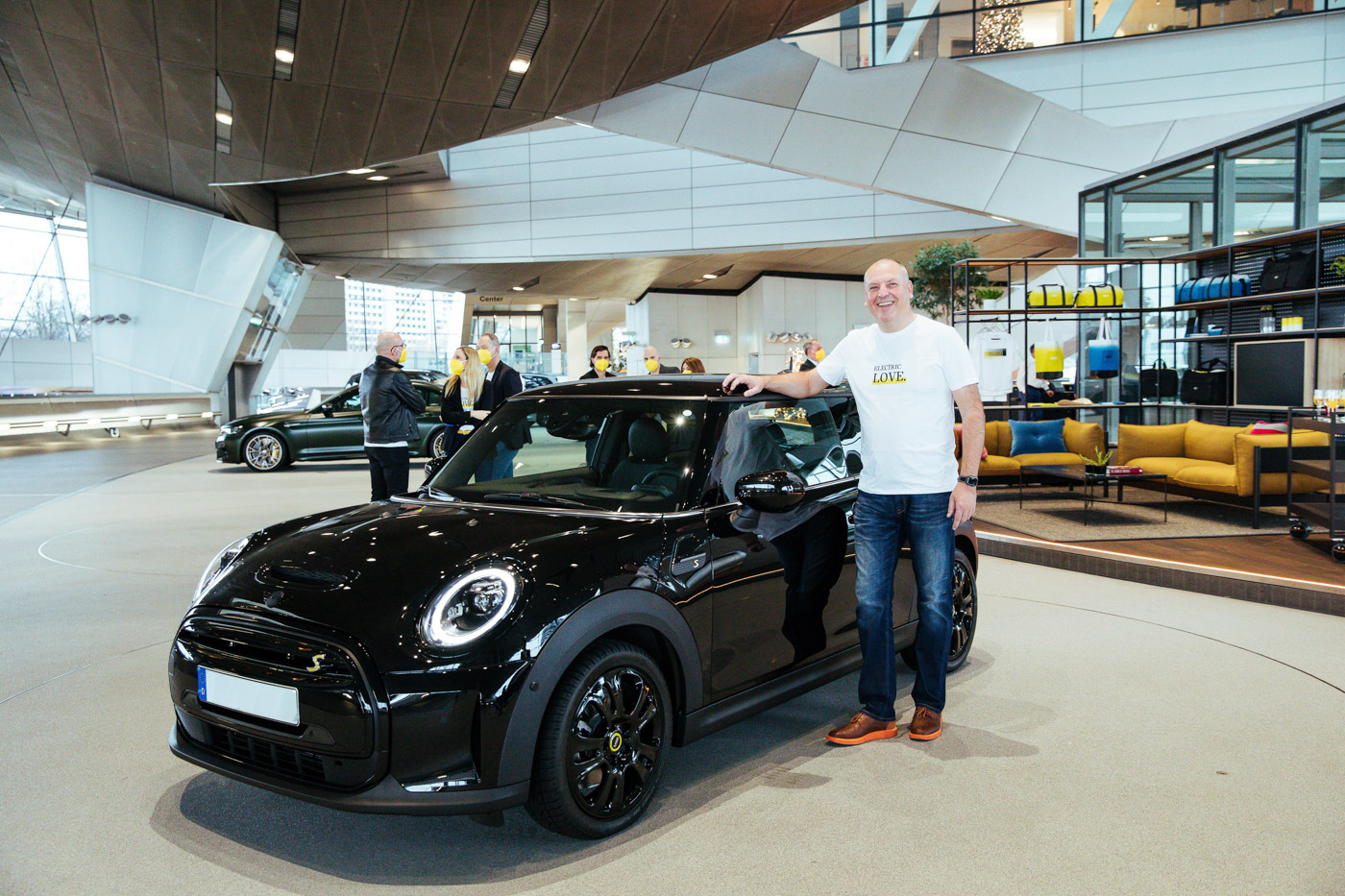 MINI Electric (1).JPG
