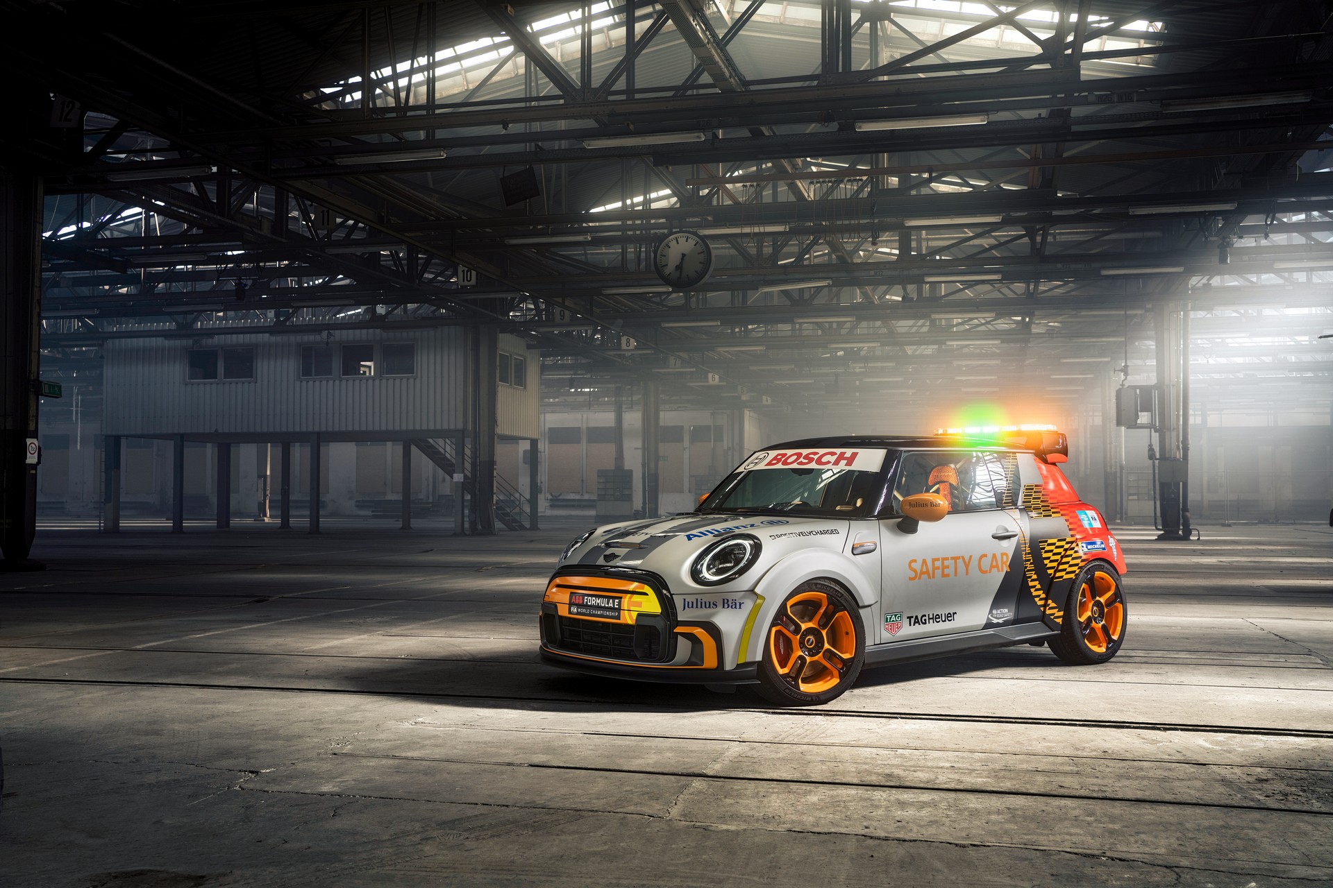 MINI-Electric-Pacesetter-1.jpg
