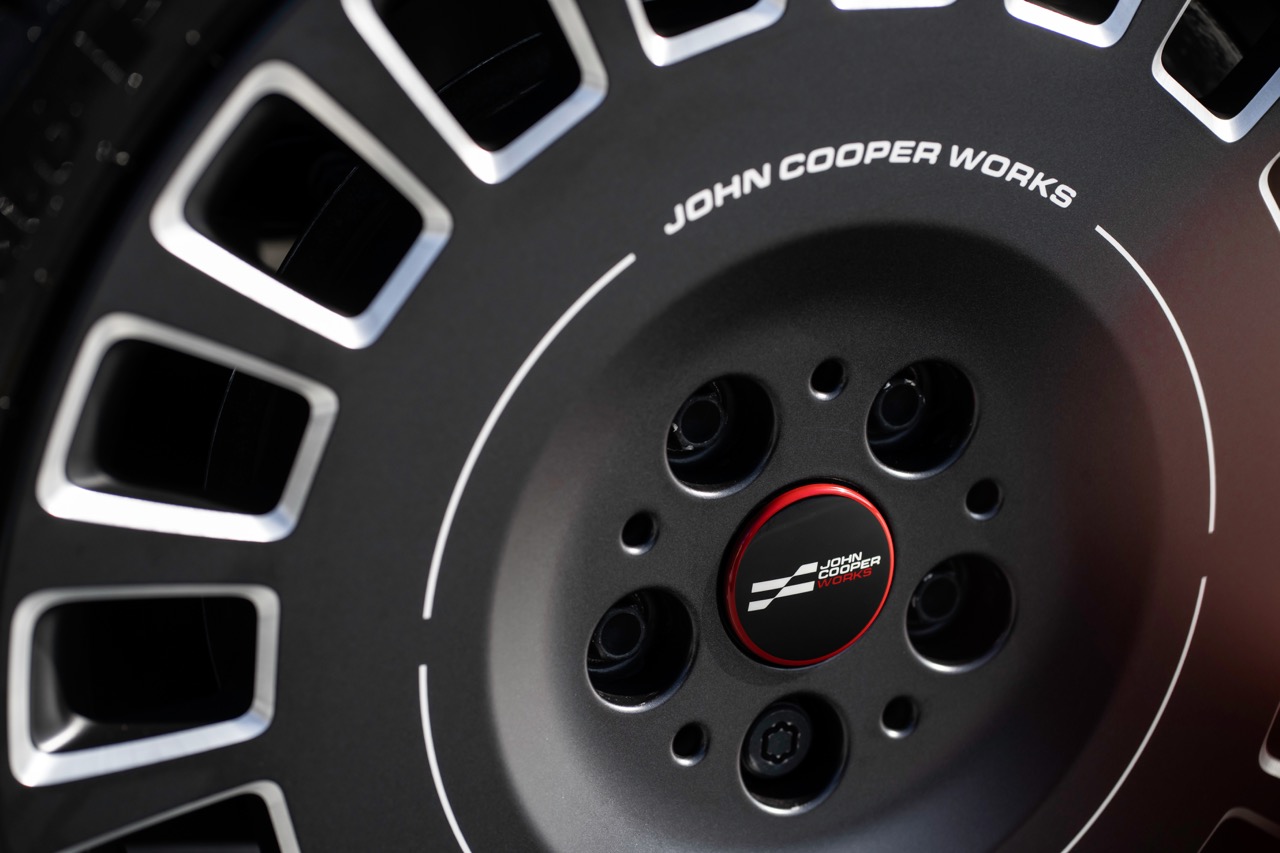 mini-John-Cooper-Works-anh-11.jpeg