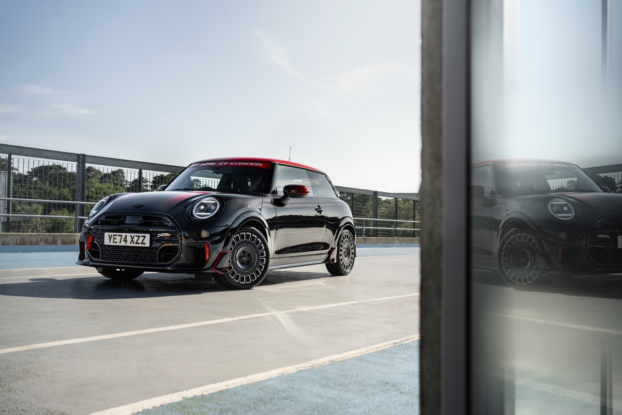 mini-John-Cooper-Works-anh-24.jpeg