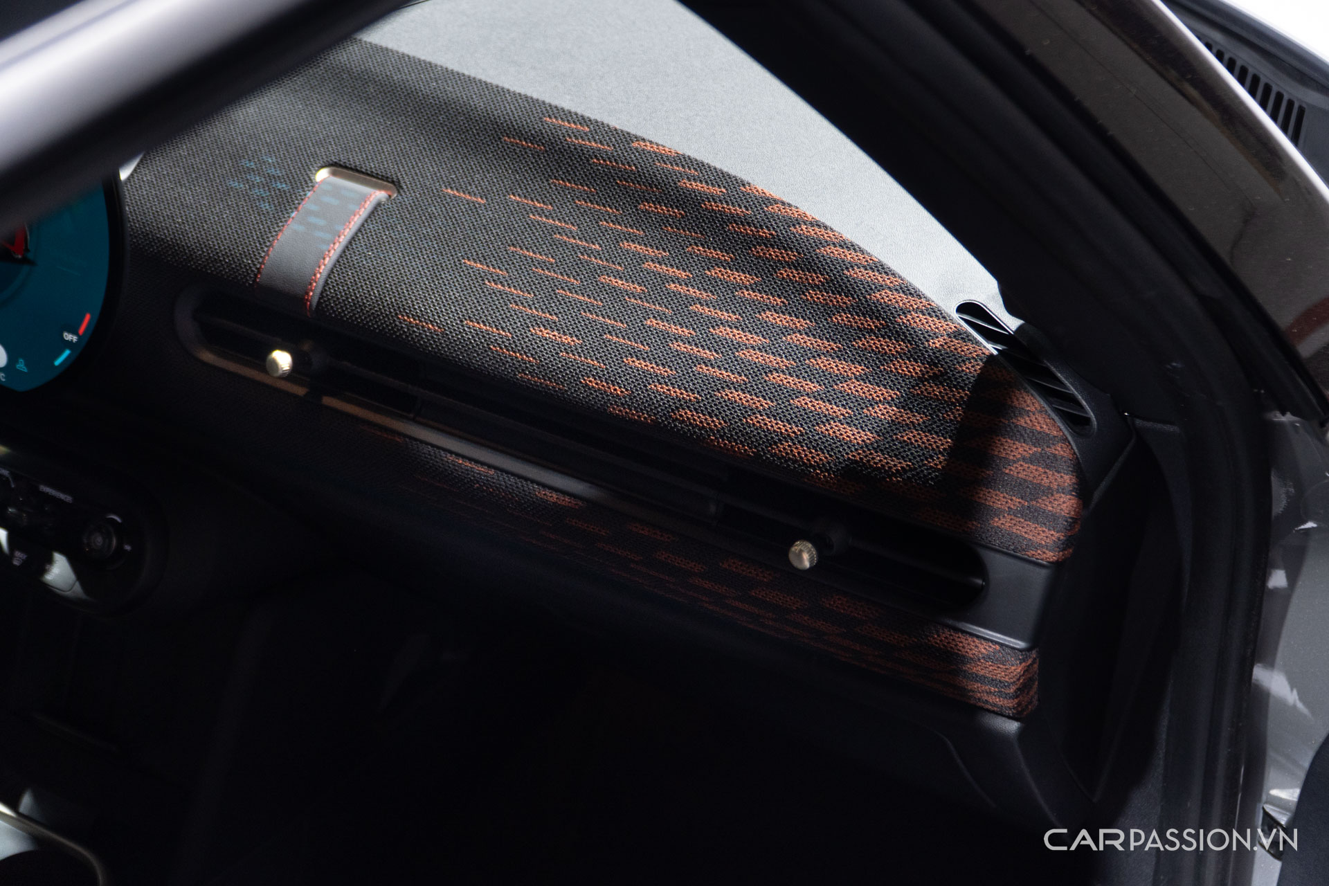 MINI John Cooper Works-anh--25.jpg