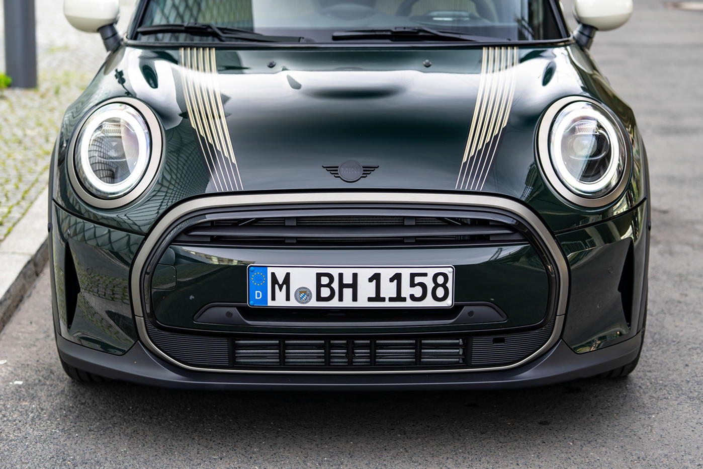 mini5door_resolute_07.jpg