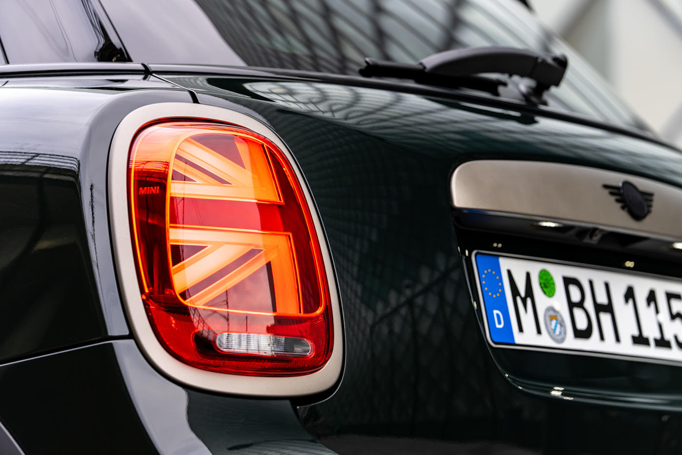mini5door_resolute_08.jpg